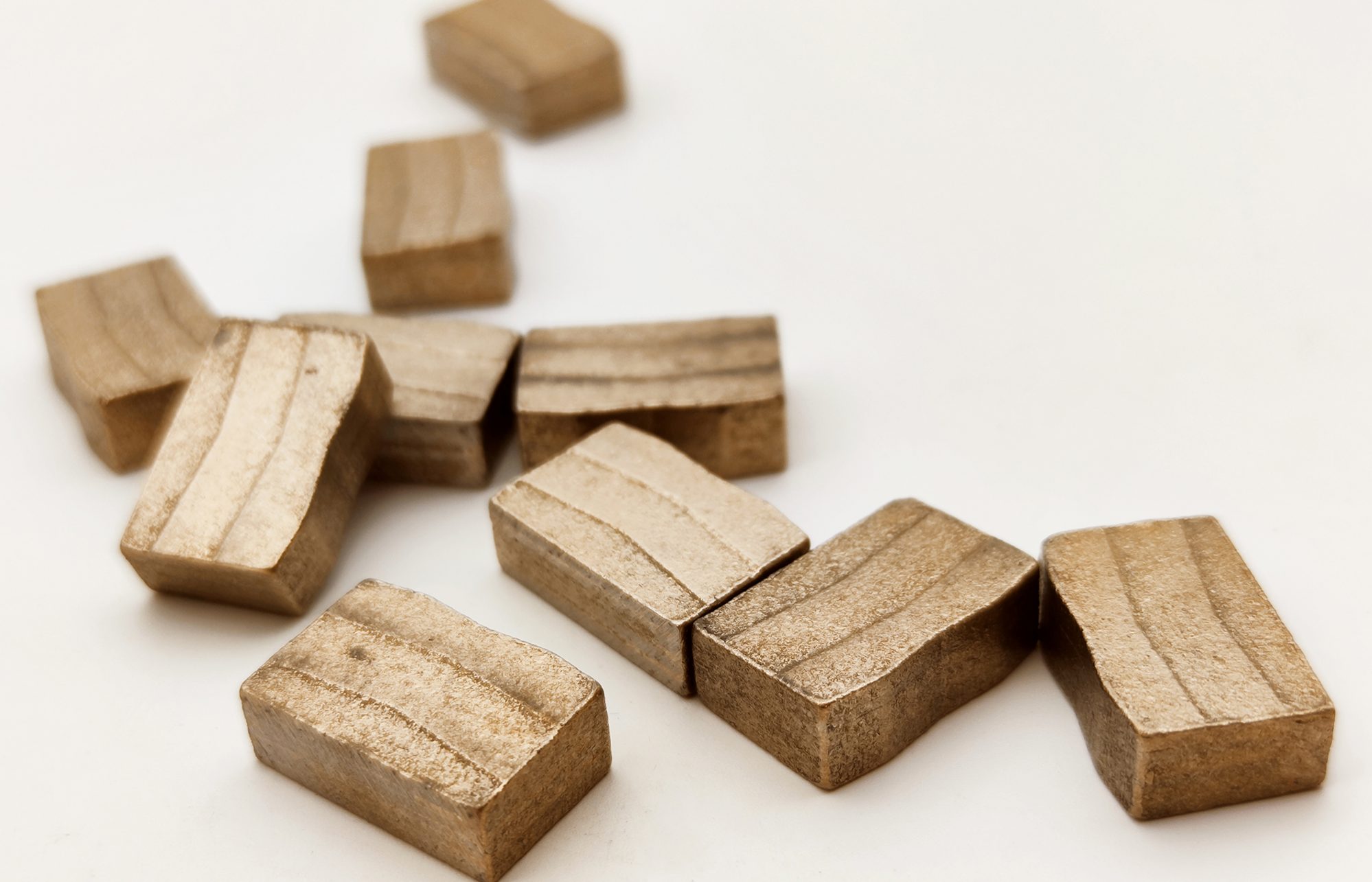 Diamond segments for multiblade