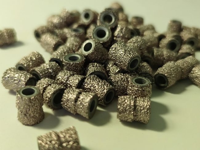 Diamond wire saw beads